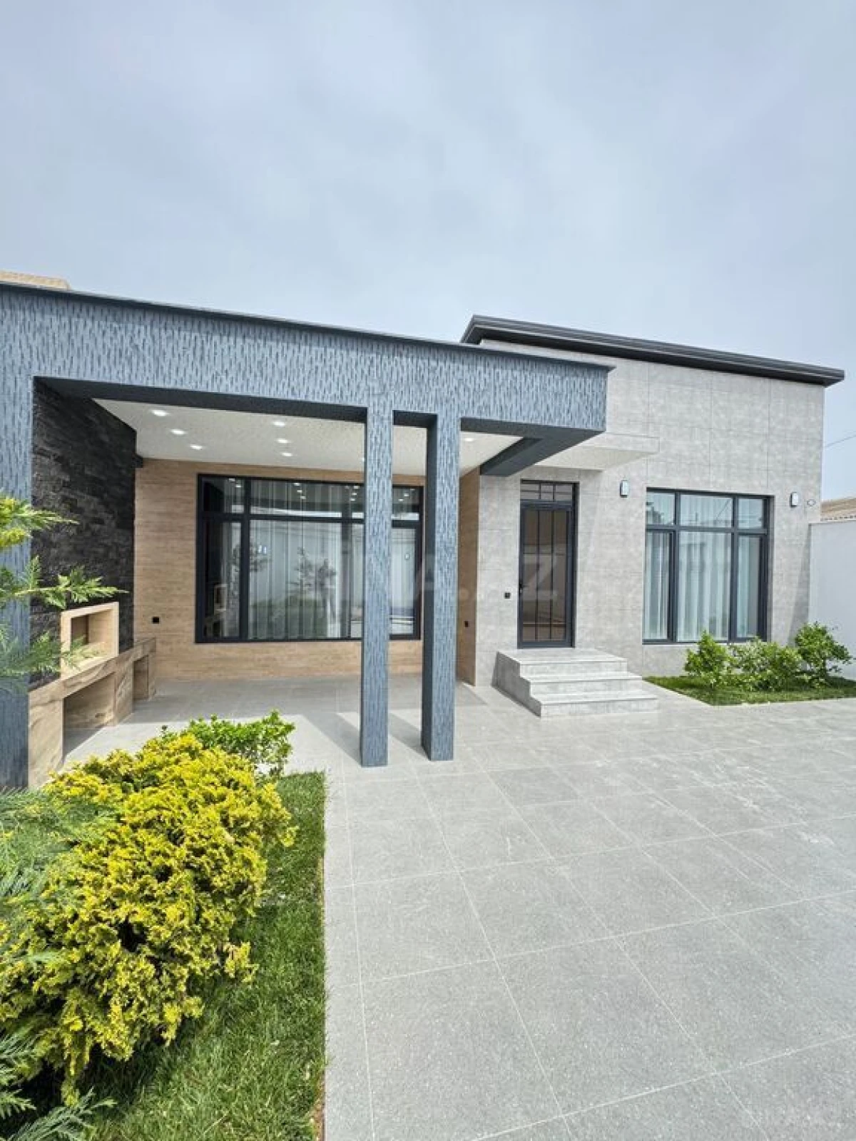 Satılır 4 otaqlı həyət evi 150 m²