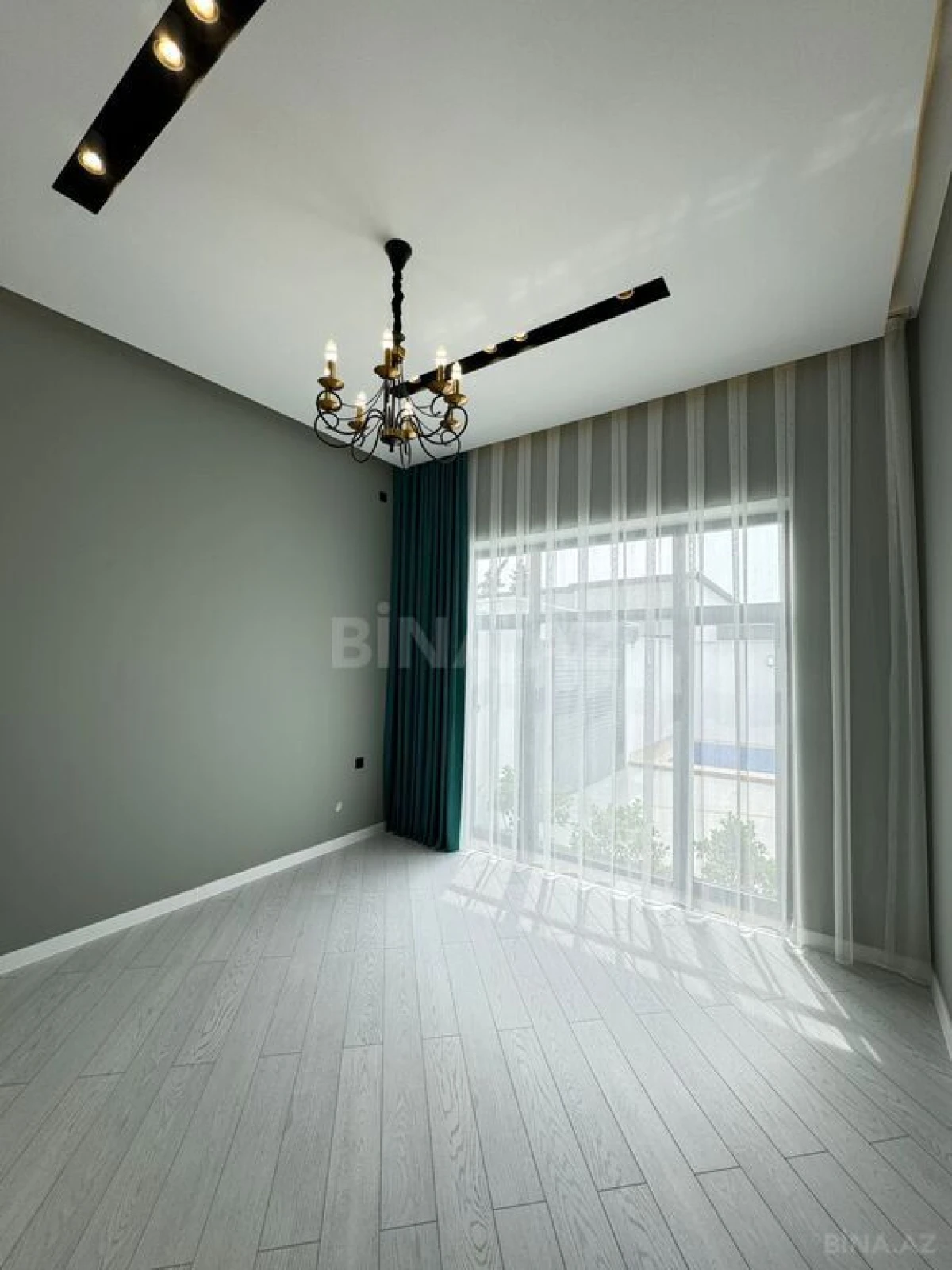 Satılır 4 otaqlı həyət evi 150 m²
