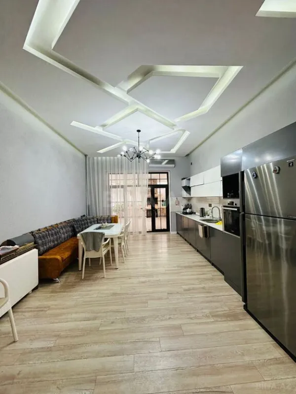 Kirayə verilir 4 otaqlı həyət evi 200 m²