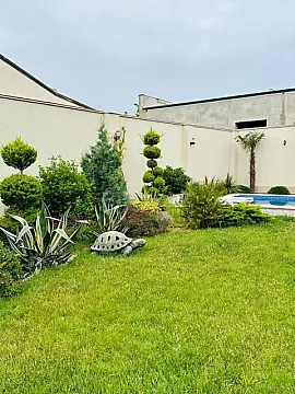 Kirayə verilir 4 otaqlı həyət evi 200 m²