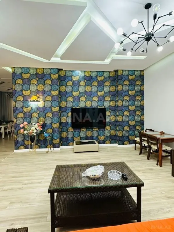 Kirayə verilir 4 otaqlı həyət evi 200 m²