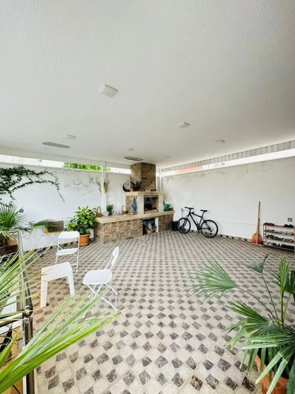 Kirayə verilir 4 otaqlı həyət evi 200 m²