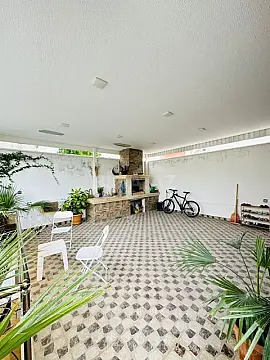 Kirayə verilir 4 otaqlı həyət evi 200 m²