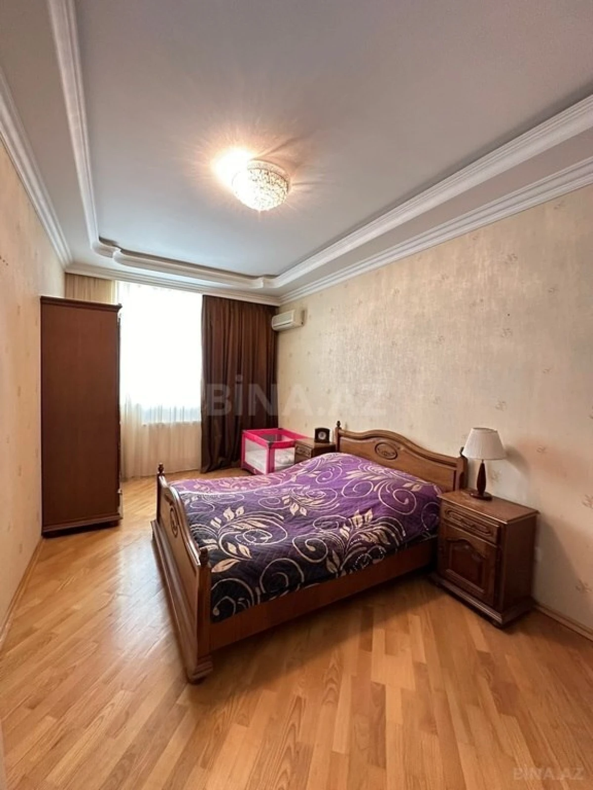 Satılır 3 otaqlı mənzil 125 m²