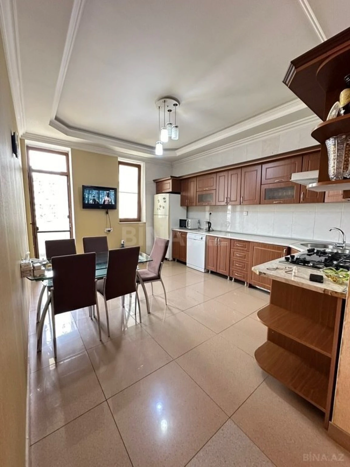 Satılır 3 otaqlı mənzil 125 m²