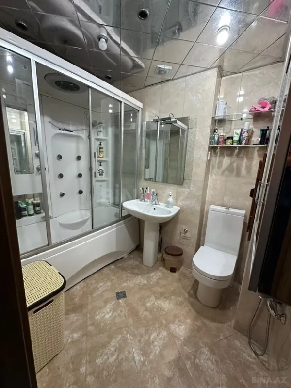 Satılır 3 otaqlı mənzil 125 m²
