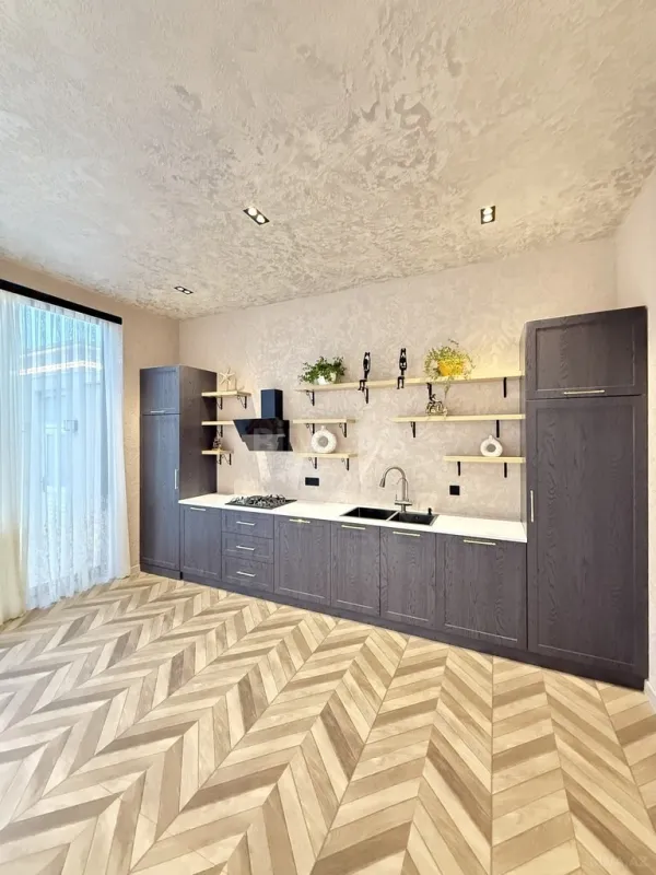 Satılır 4 otaqlı həyət evi 200 m²