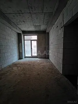 Satılır 4 otaqlı mənzil 209 m²