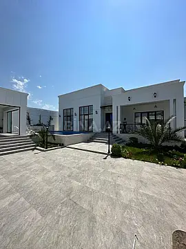 Kirayə verilir 4 otaqlı həyət evi 220 m²