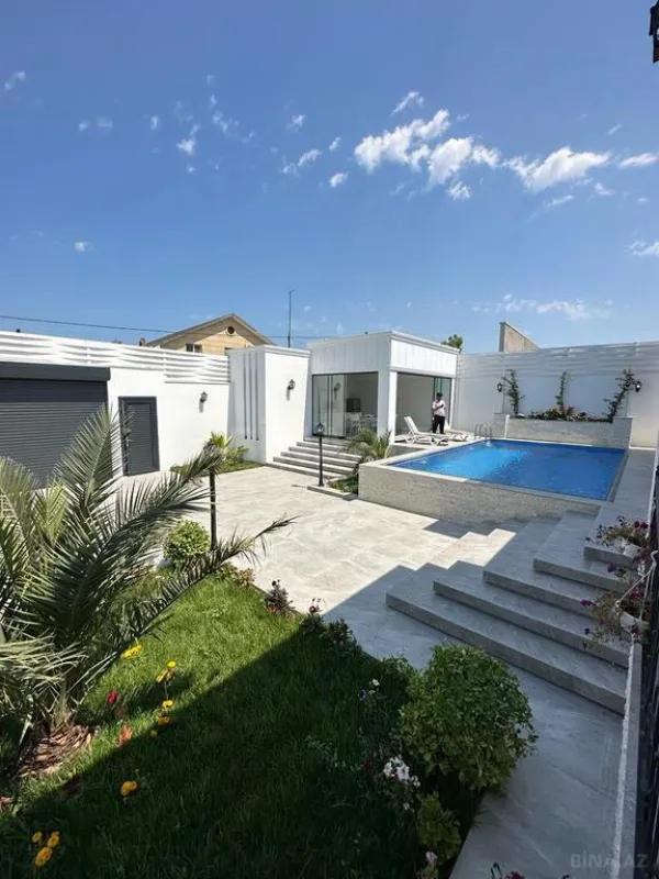 Kirayə verilir 4 otaqlı həyət evi 220 m²