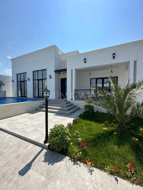 Kirayə verilir 4 otaqlı həyət evi 220 m²
