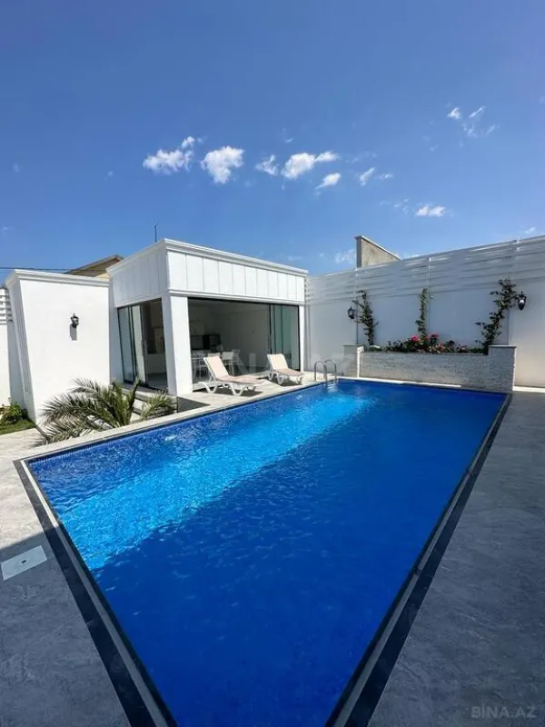 Kirayə verilir 4 otaqlı həyət evi 220 m²