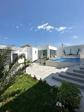 Kirayə verilir 4 otaqlı həyət evi 220 m²