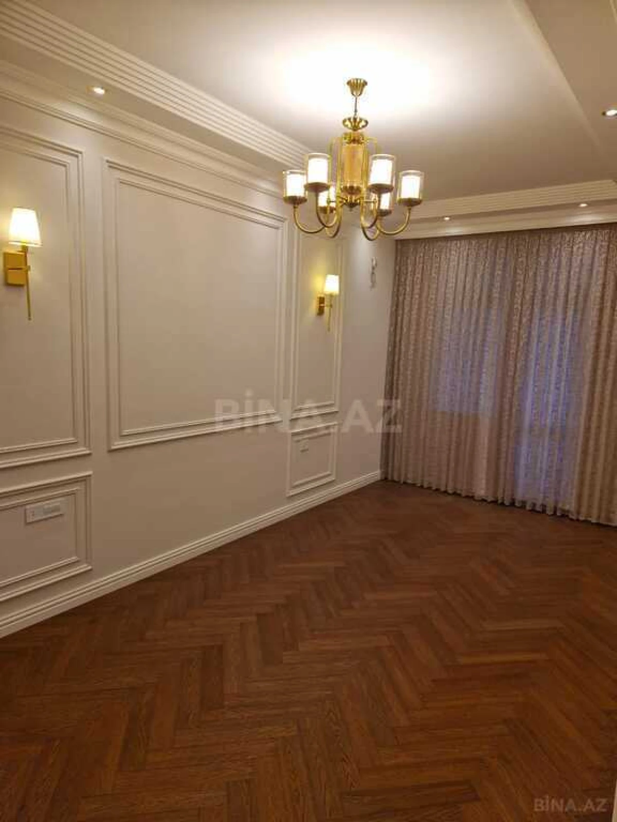 Satılır 3 otaqlı mənzil 108 m²