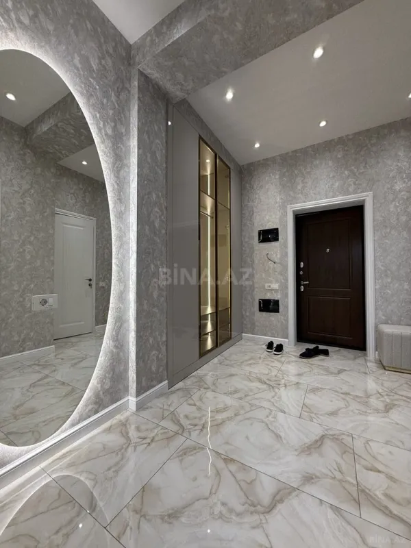 Satılır 2 otaqlı mənzil 68 m²