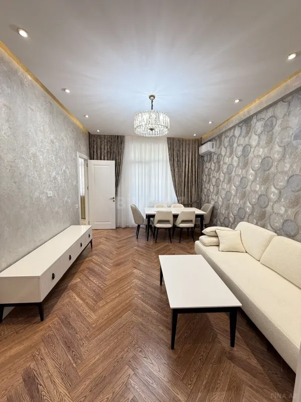 Satılır 2 otaqlı mənzil 68 m²