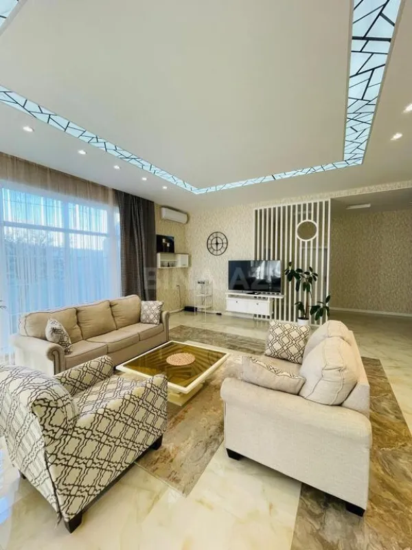 Kirayə verilir 5 otaqlı həyət evi 210 m²