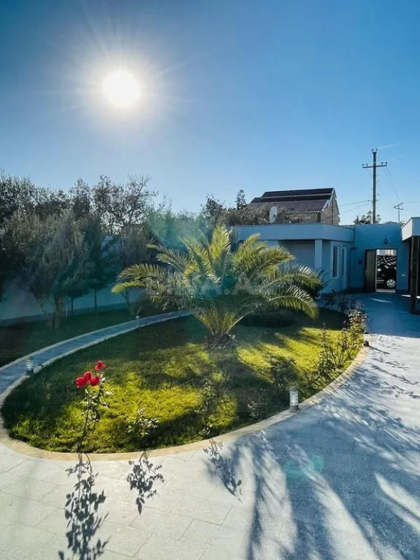 Kirayə verilir 5 otaqlı həyət evi 210 m²