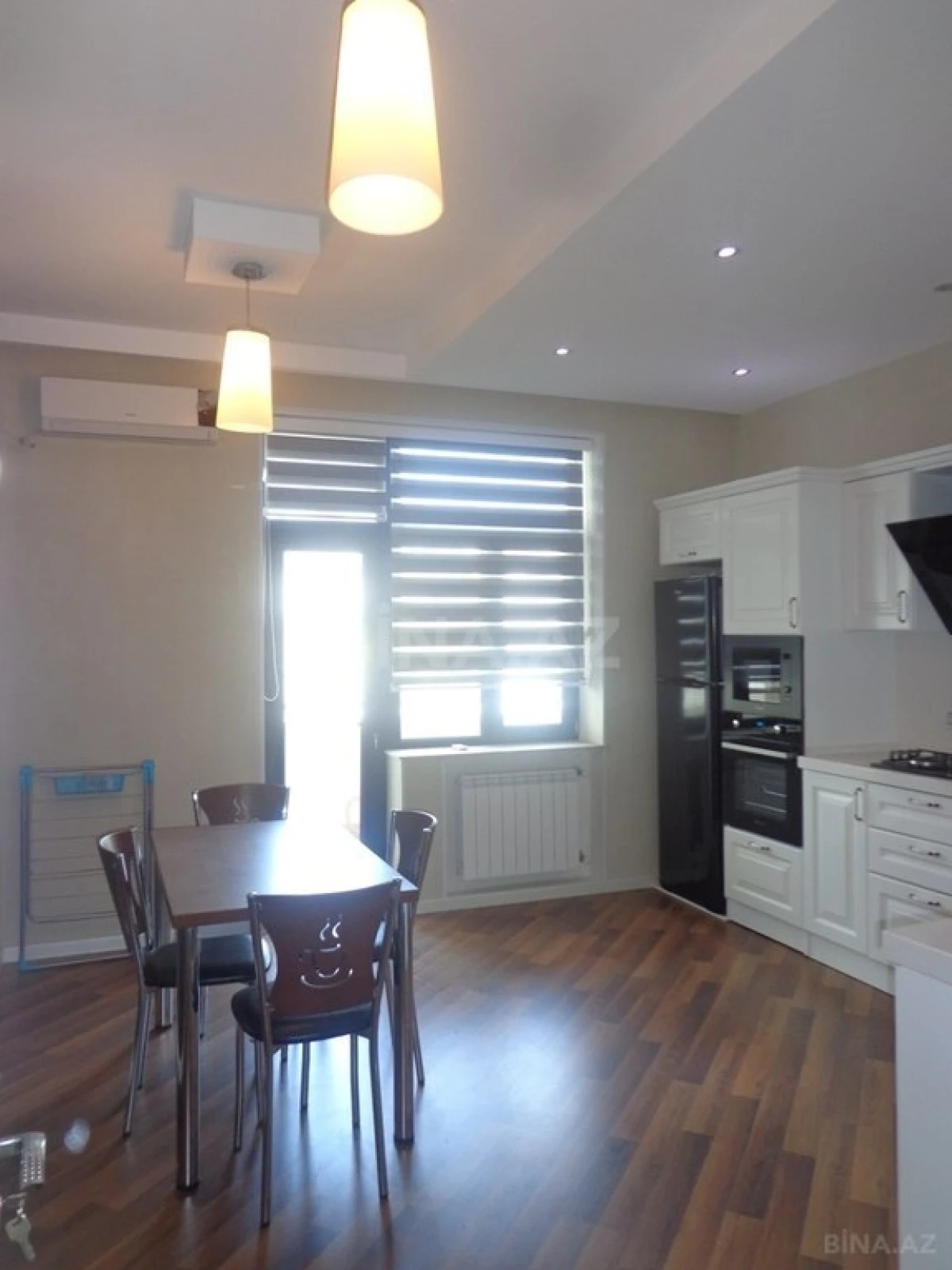 Kirayə verilir 3 otaqlı mənzil 140 m²
