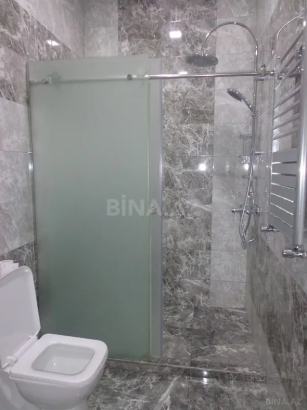 Kirayə verilir 3 otaqlı mənzil 140 m²