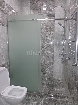 Kirayə verilir 3 otaqlı mənzil 140 m²