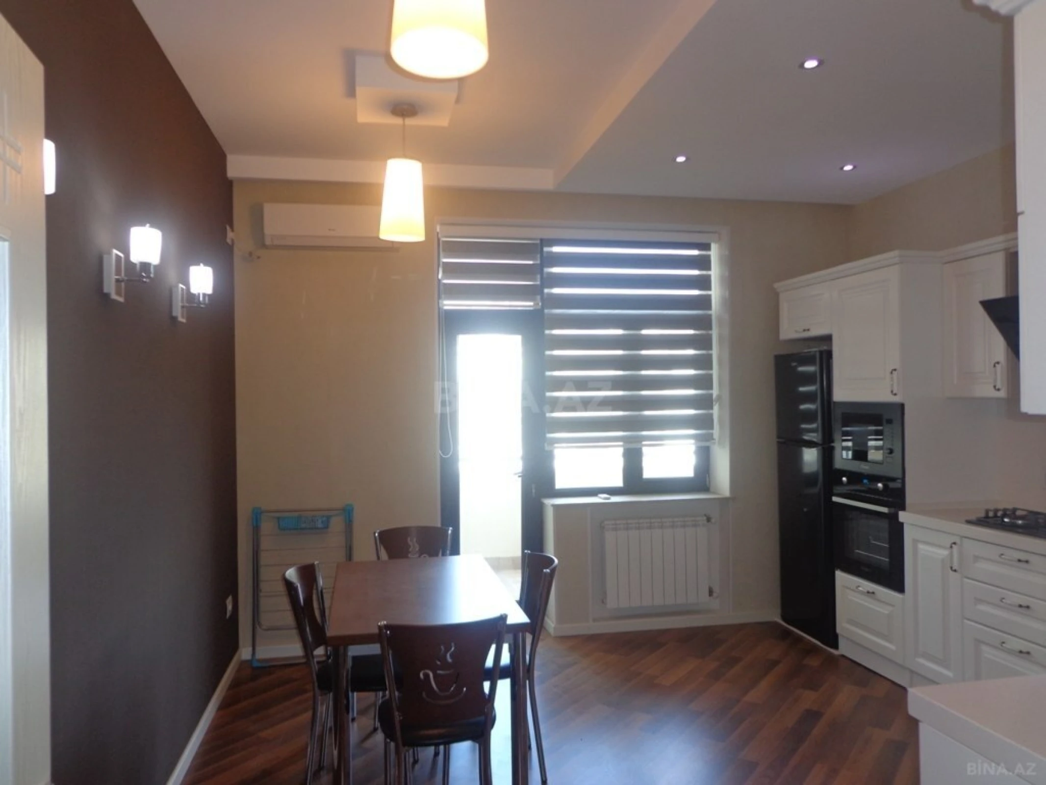 Kirayə verilir 3 otaqlı mənzil 140 m²