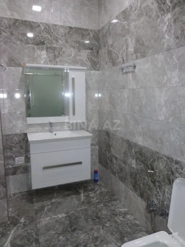 Kirayə verilir 3 otaqlı mənzil 140 m²