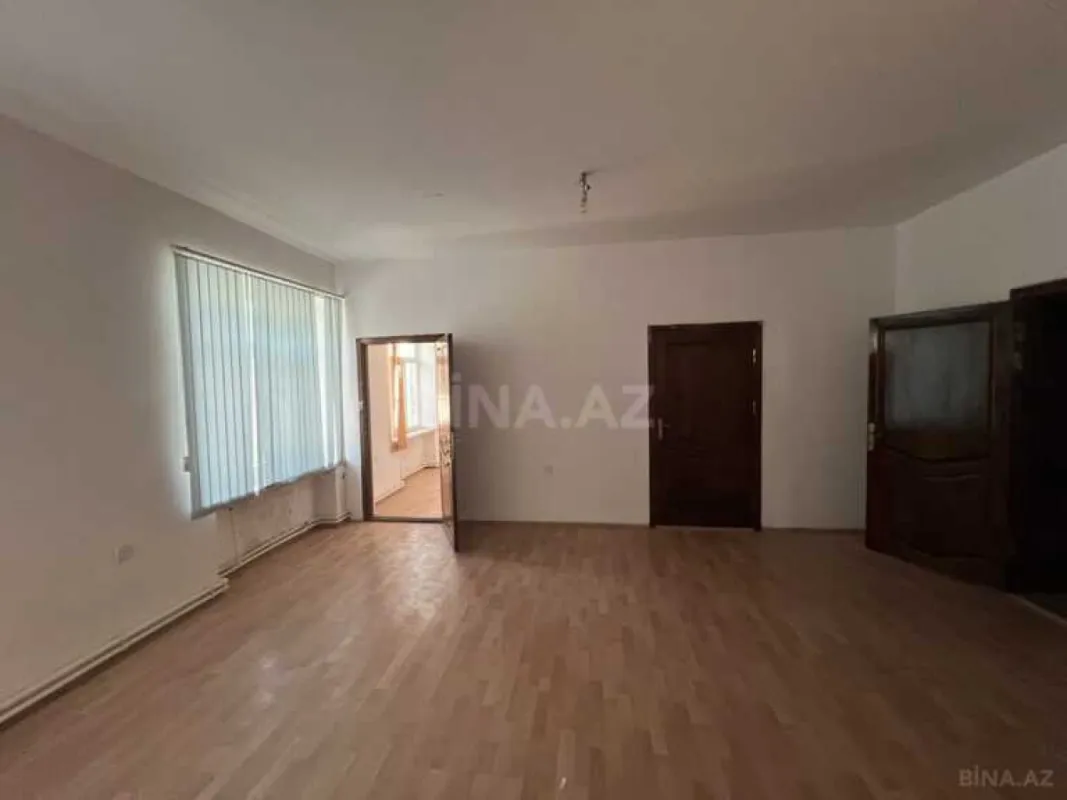 Kirayə verilir obyekt 1028 m²