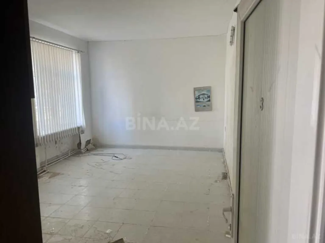 Kirayə verilir obyekt 1028 m²