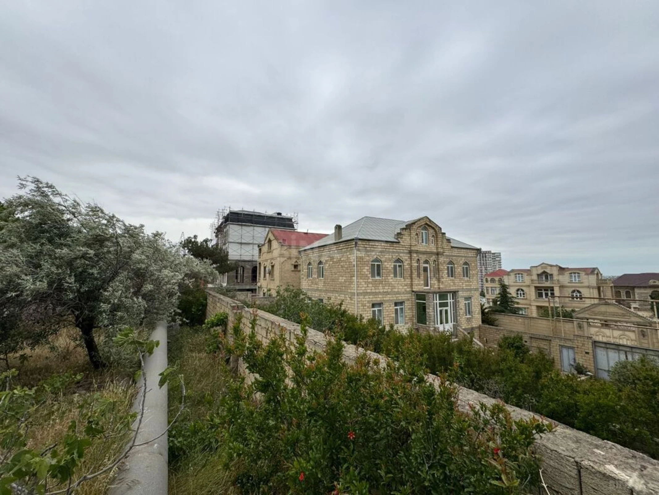 Satılır torpaq sahəsi 10 m²