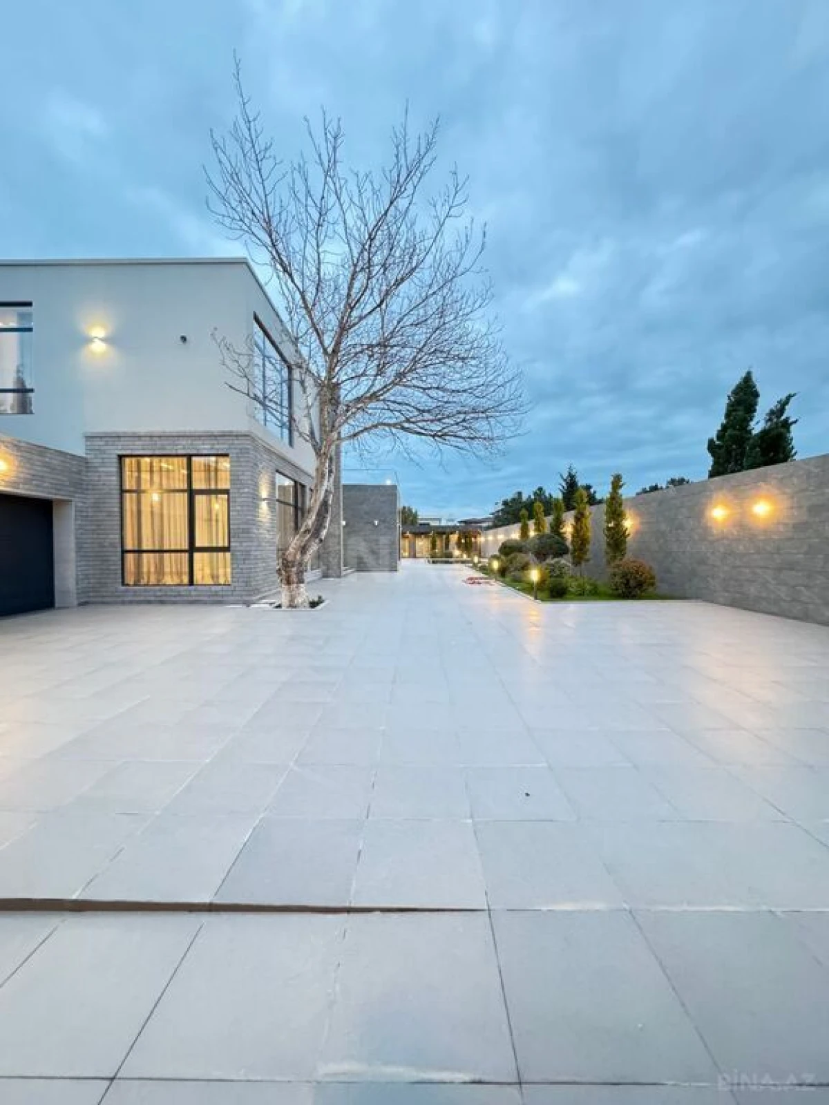 Satılır 6 otaqlı həyət evi 500 m²