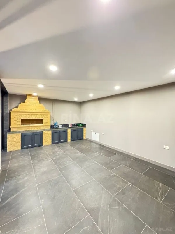 Satılır 6 otaqlı həyət evi 500 m²