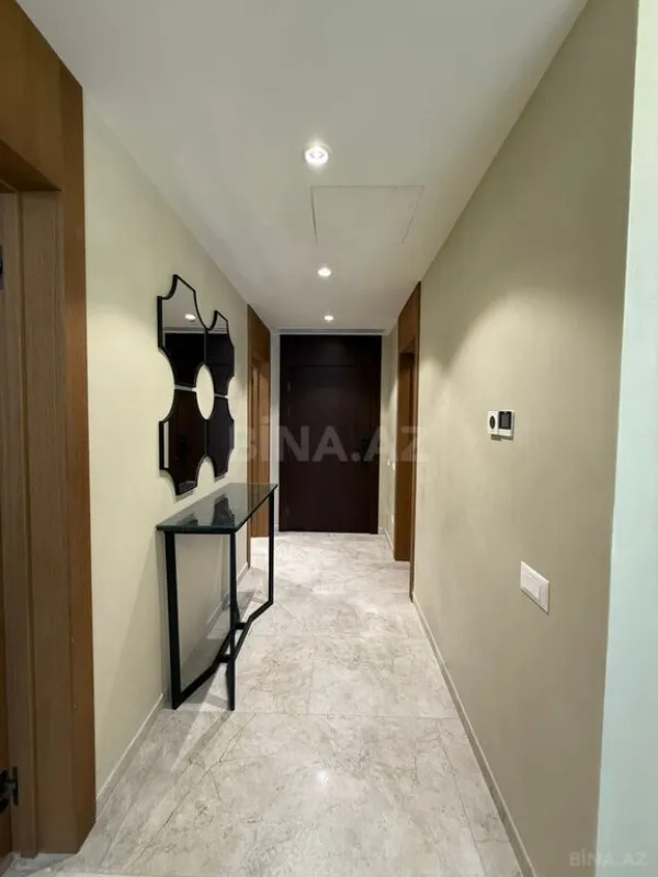 Satılır 2 otaqlı mənzil 74 m²