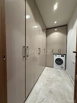 Satılır 2 otaqlı mənzil 74 m²