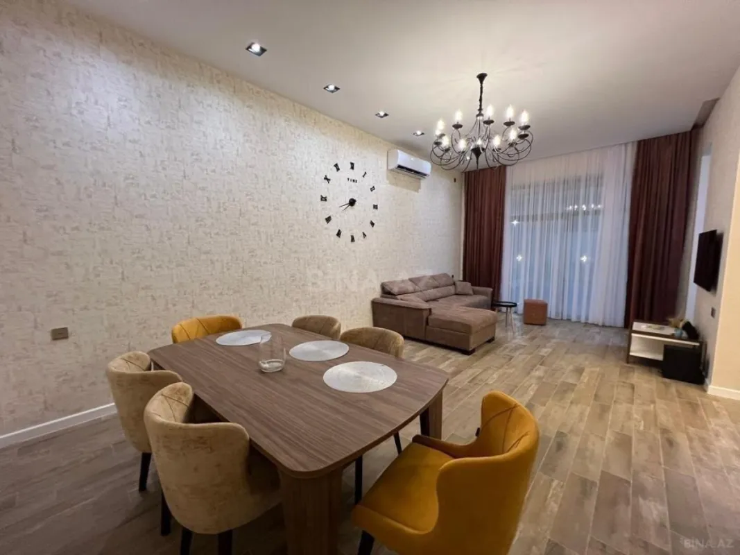 Kirayə verilir 4 otaqlı həyət evi 240 m²