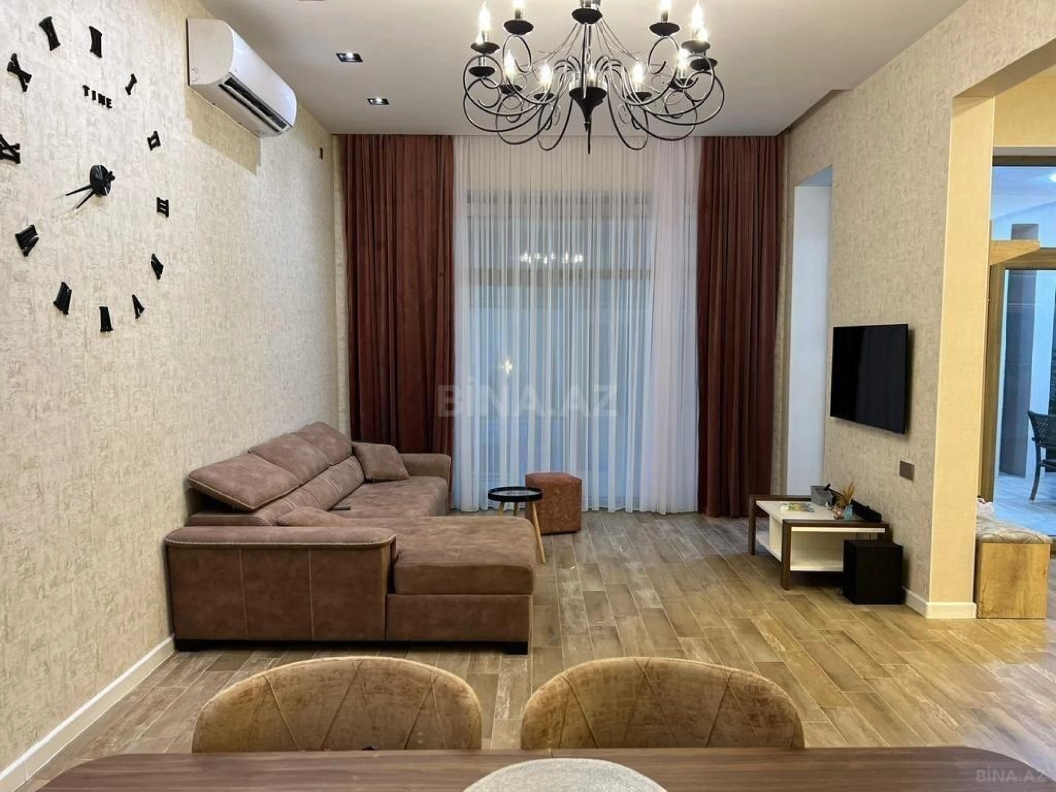Kirayə verilir 4 otaqlı həyət evi 240 m²