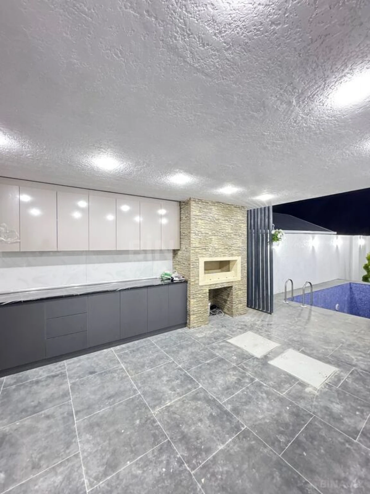 Satılır 4 otaqlı həyət evi 140 m²