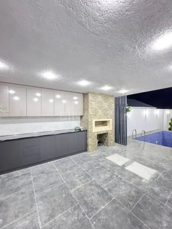 Satılır 4 otaqlı həyət evi 140 m²