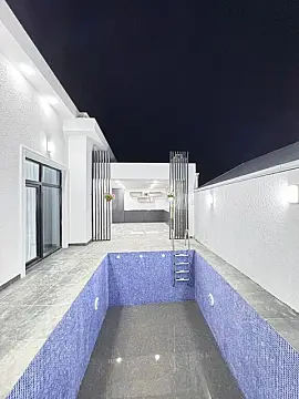 Satılır 4 otaqlı həyət evi 140 m²
