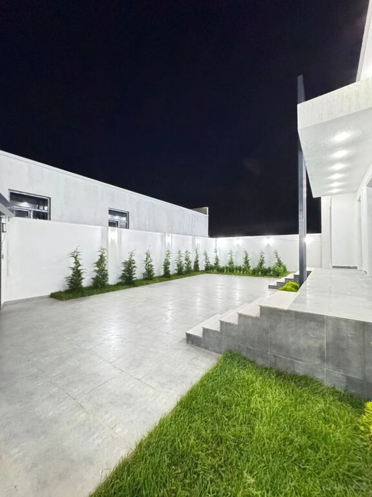 Satılır 4 otaqlı həyət evi 140 m²