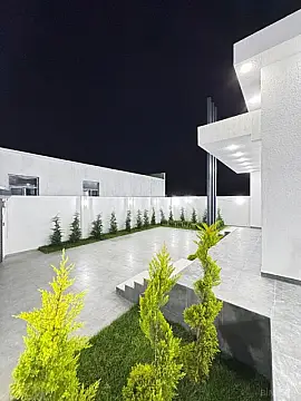 Satılır 4 otaqlı həyət evi 140 m²