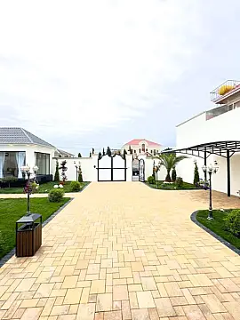 Satılır 6 otaqlı həyət evi 500 m²