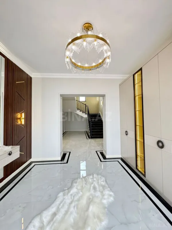 Satılır 6 otaqlı həyət evi 500 m²