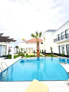 Satılır 6 otaqlı həyət evi 500 m²