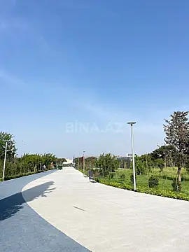 Satılır 4 otaqlı mənzil 149 m²