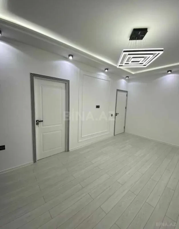 Satılır 2 otaqlı mənzil 68 m²
