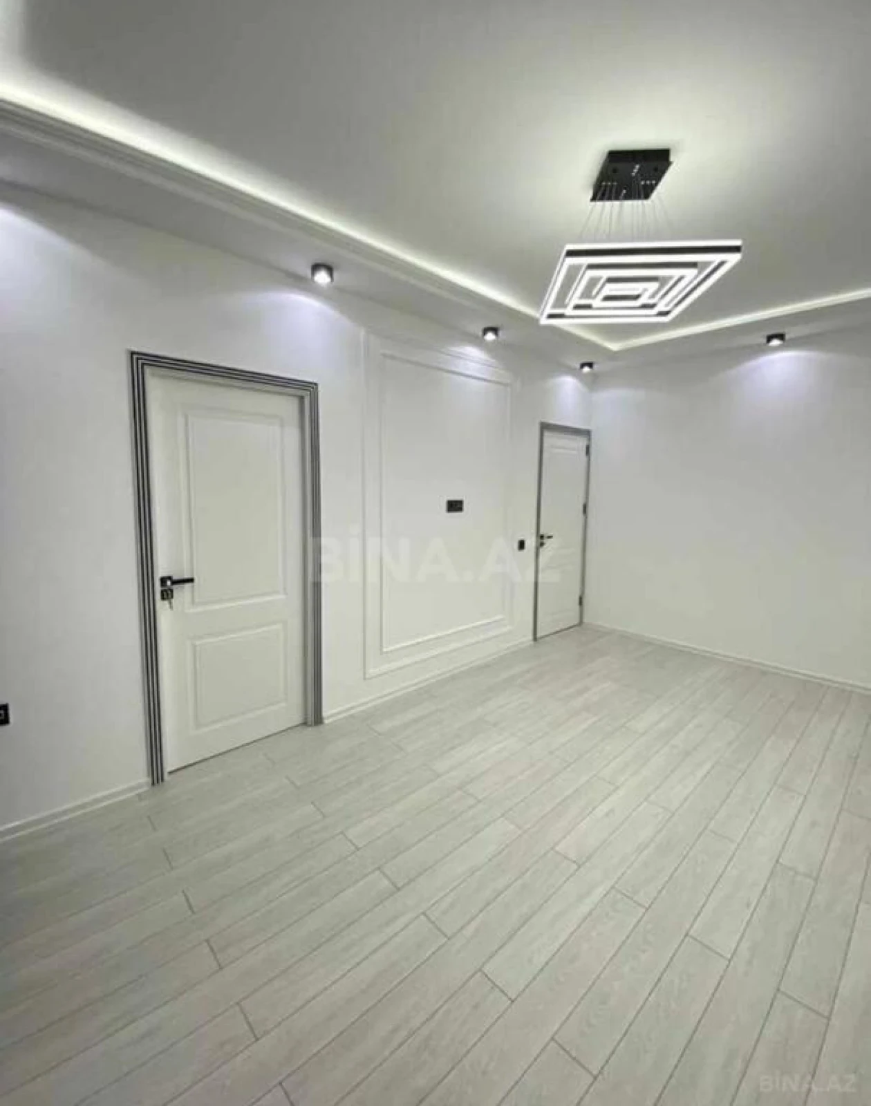 Satılır 2 otaqlı mənzil 68 m²