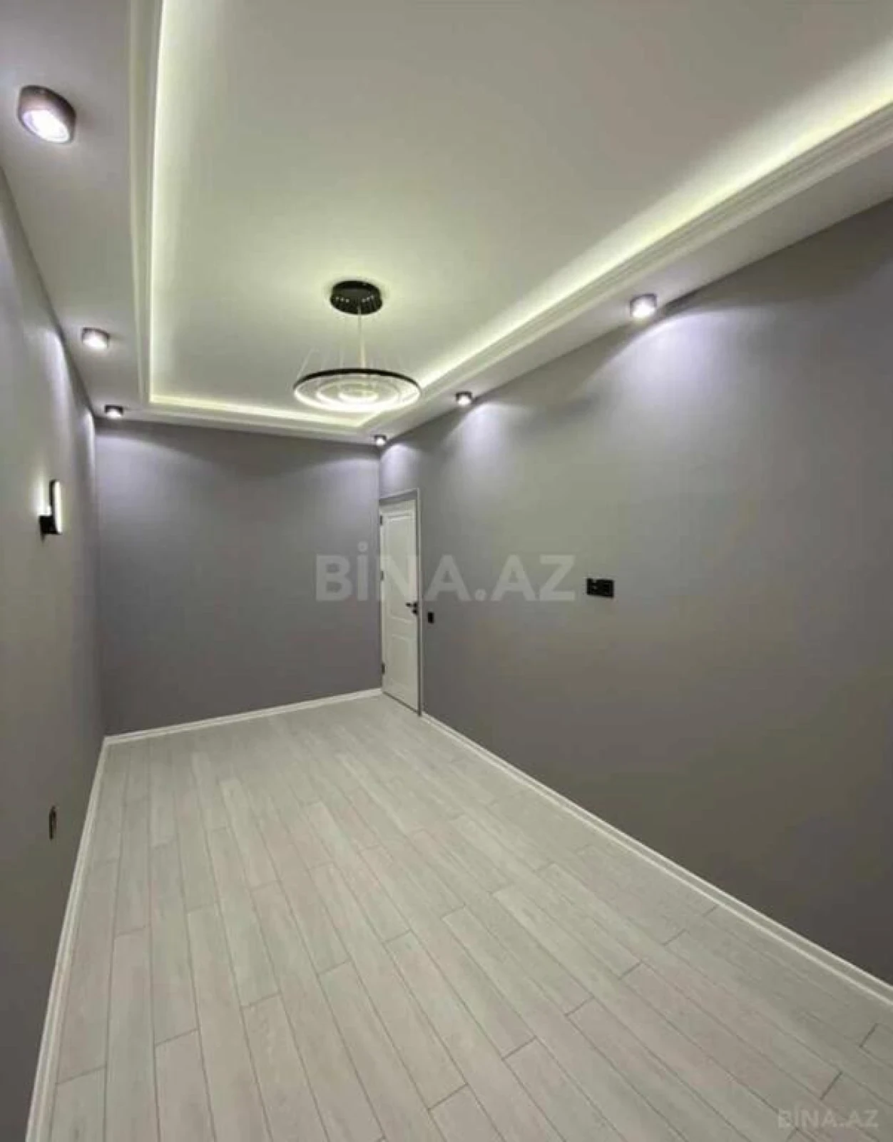 Satılır 2 otaqlı mənzil 68 m²