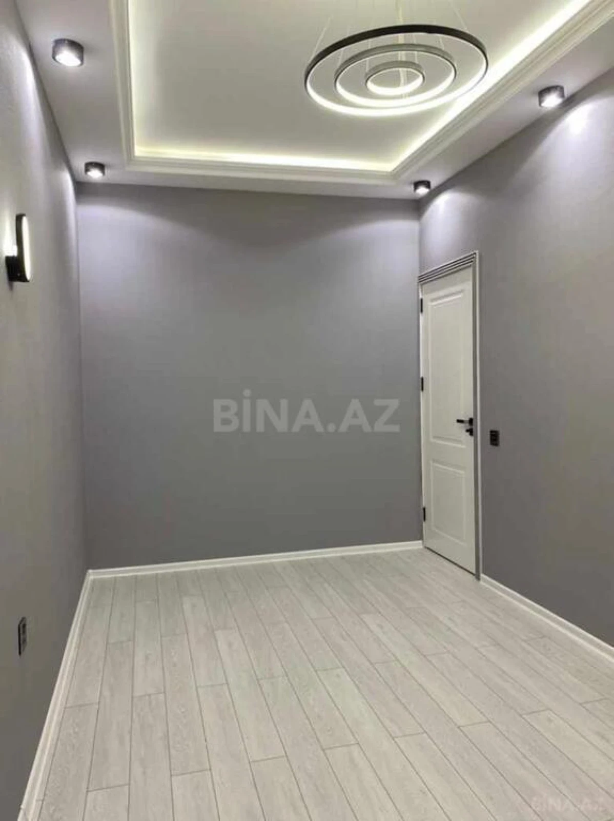 Satılır 2 otaqlı mənzil 68 m²