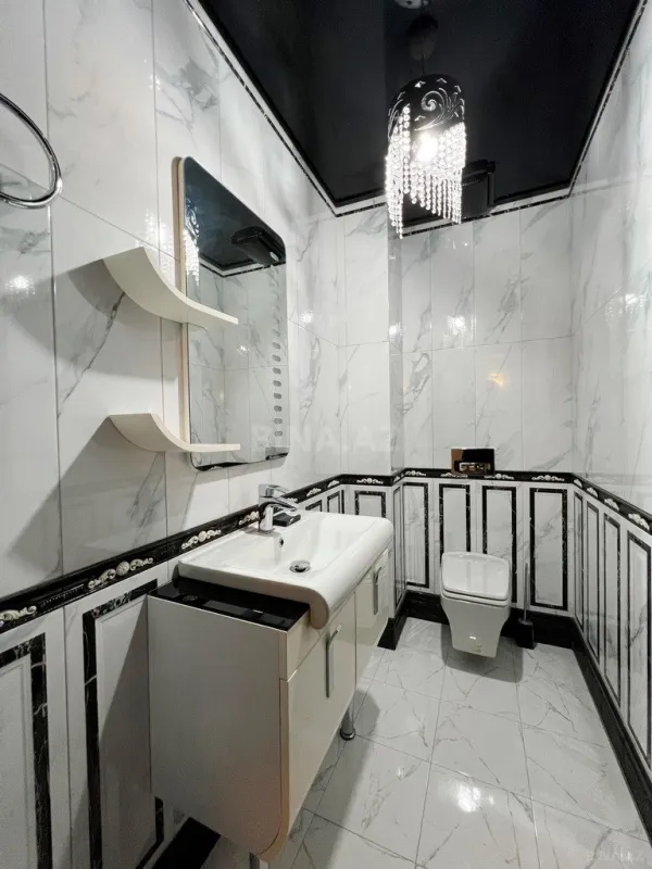 Kirayə verilir 3 otaqlı mənzil 165 m²